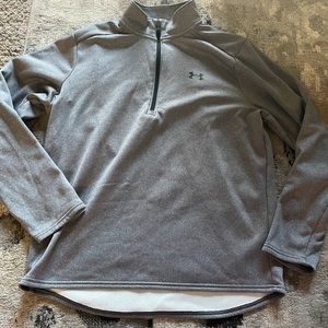 Men’s UnderArmor grey quarter zip size Large